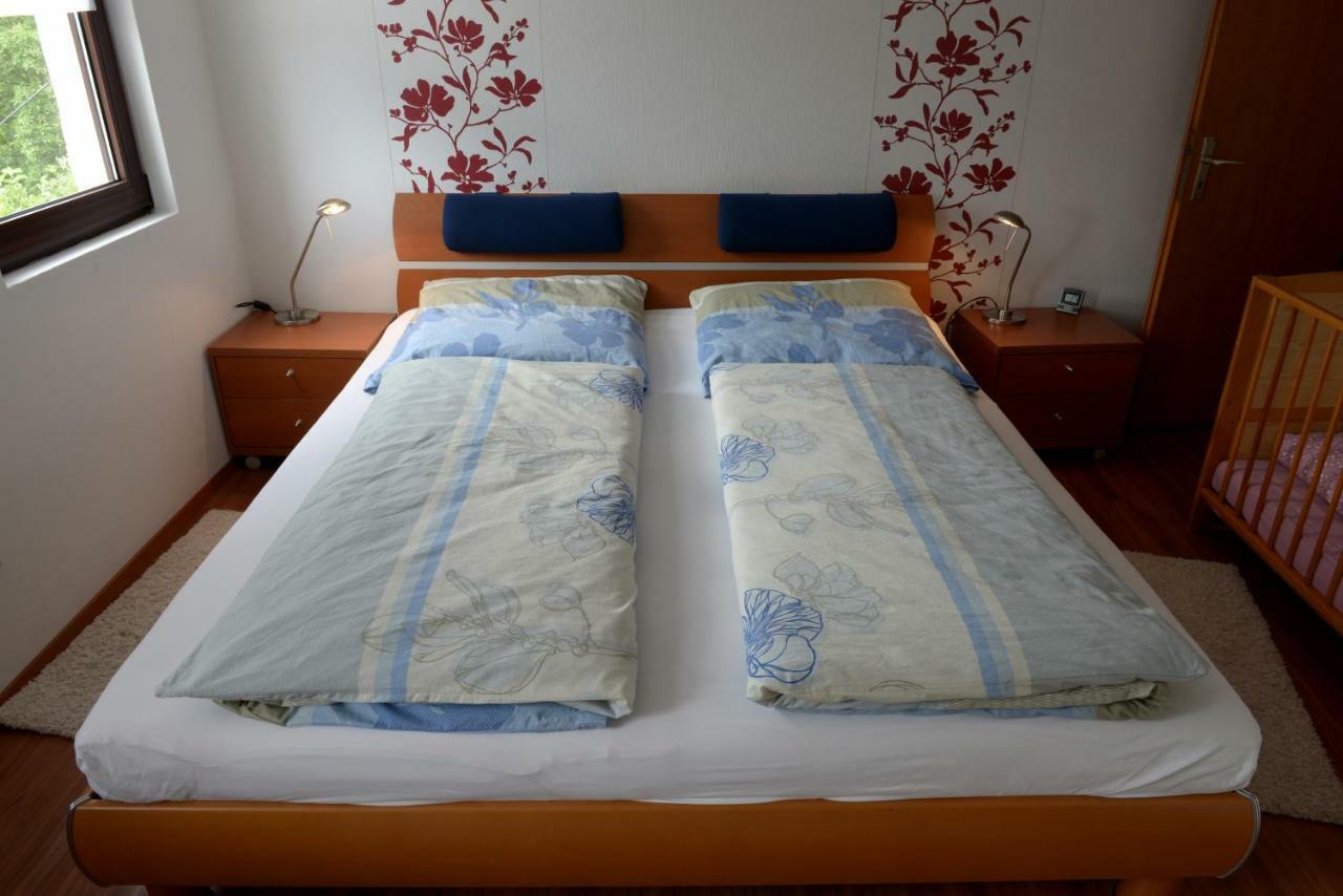 Ferienhaus Moselblick Mit Kostenfreien Oepnv-Ticket 오지그 외부 사진